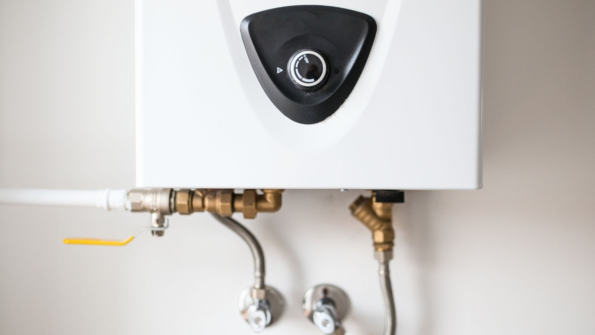Water heater replacement and repair service in North Hollywood CA
